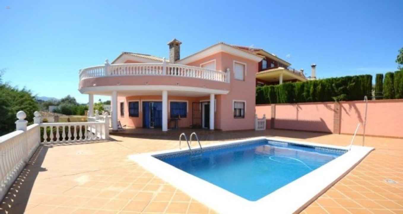 Villa for sale in - Mijas Costa 