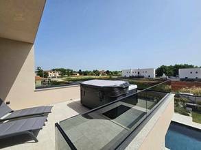 Thumbnail von Region Porec: Moderne Villa mit Pool
