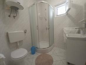 Thumbnail von Mehrparteienhaus auf der Insel Pag mit Meerblick