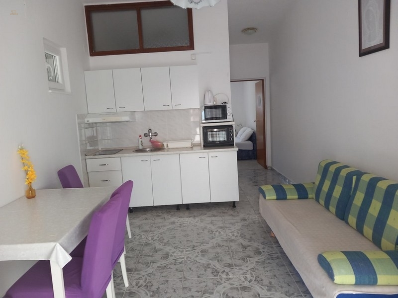 Thumbnail von Mehrparteienhaus auf der Insel Pag mit Meerblick