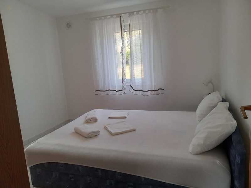 Thumbnail von Mehrparteienhaus auf der Insel Pag mit Meerblick