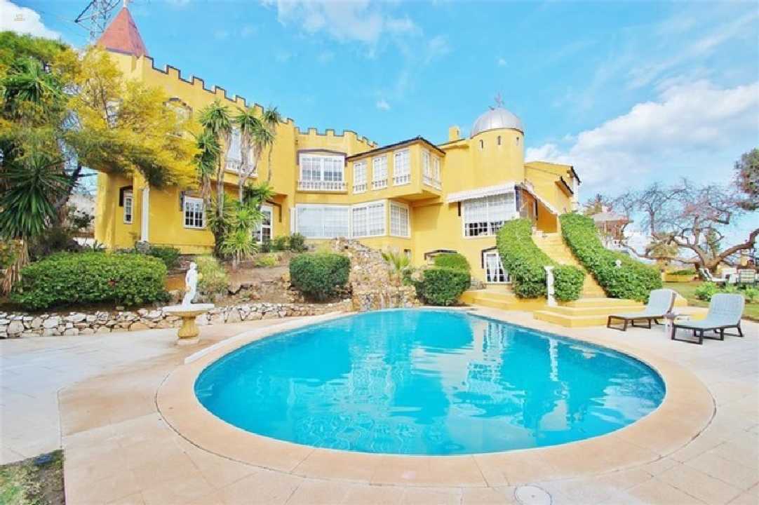 Luxus-Villa in Benahavis R2638598 