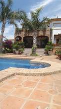 Thumbnail von villa for sale in - Estepona