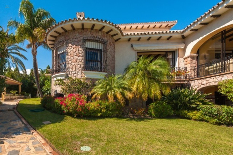 villa for sale in - El Paraiso
