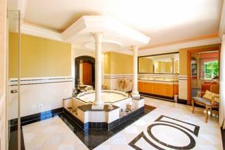 Thumbnail von villa for sale in - BENAHAVIS