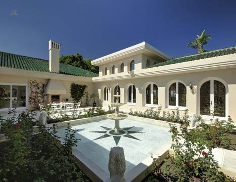 	 villa for sale in - Rio Real 
