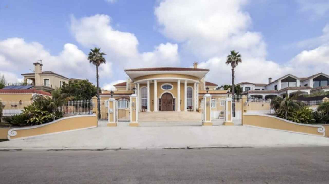 	 villa for sale in - Sotogrande Alto 