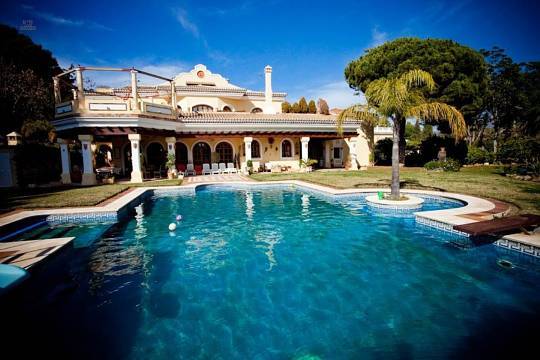 villa for sale in - Cortijo Blanco (Rincon de la Victoria) 