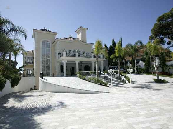 villa for sale in - Puerto Banus 