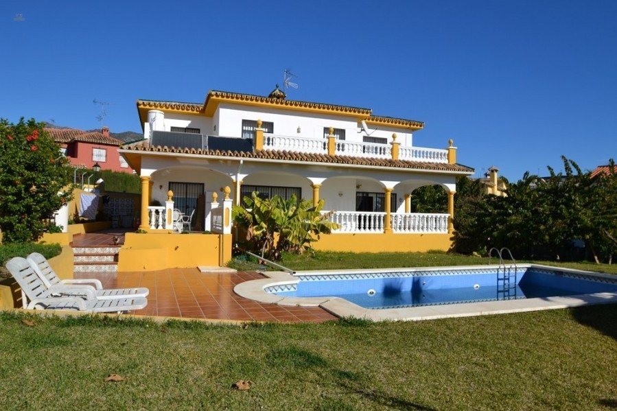 villa for sale in - Marbella 