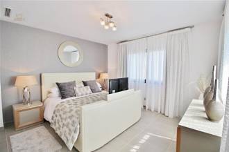 Thumbnail von villa for sale in - Nueva Andalucia