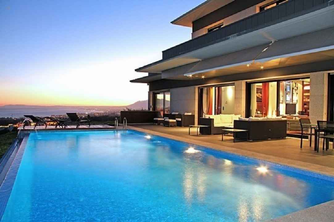 villa for sale in - Los Monteros 