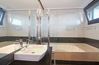 Thumbnail von villa for sale in - Los Monteros