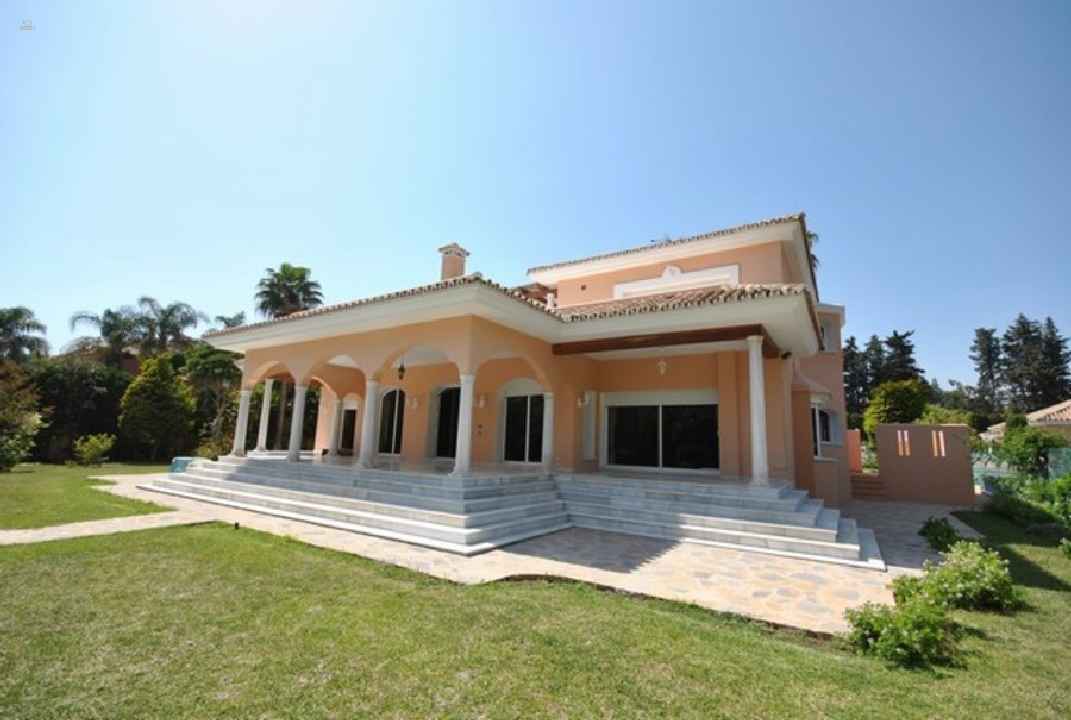 villa for sale in - Guadalmina Baja 