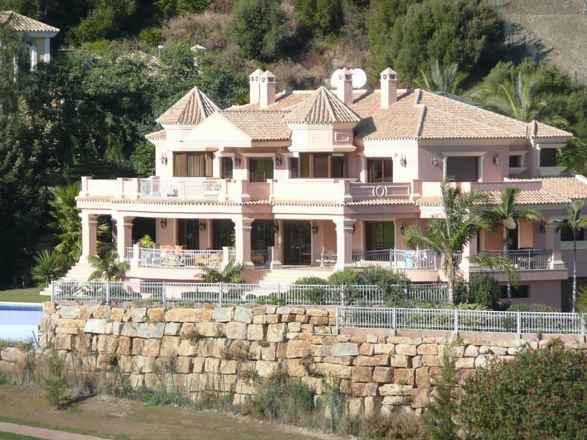 villa for sale in - BENAHAVIS 