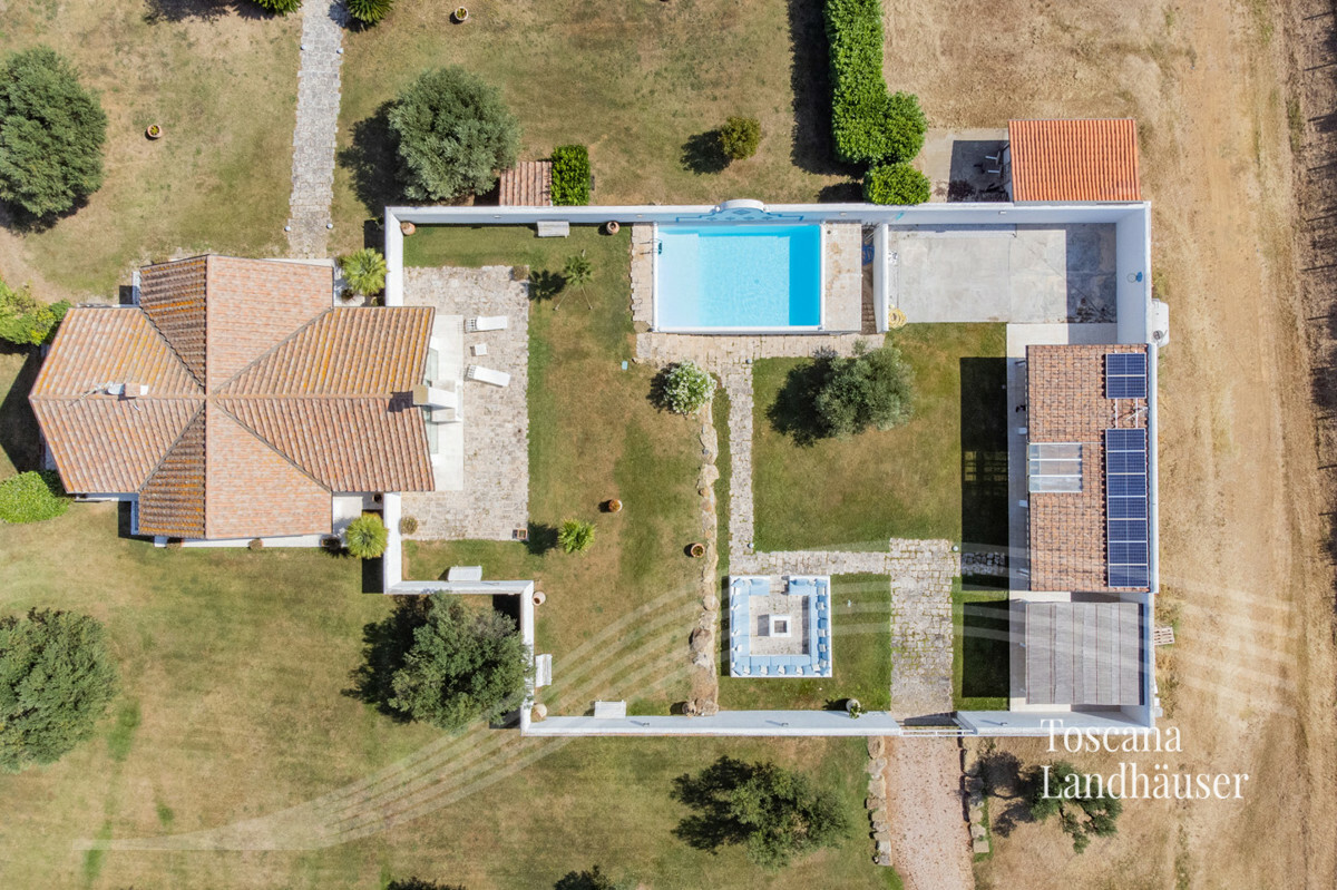 Thumbnail von Luxusvilla nur wenige Kilometer vom Meer entfernt