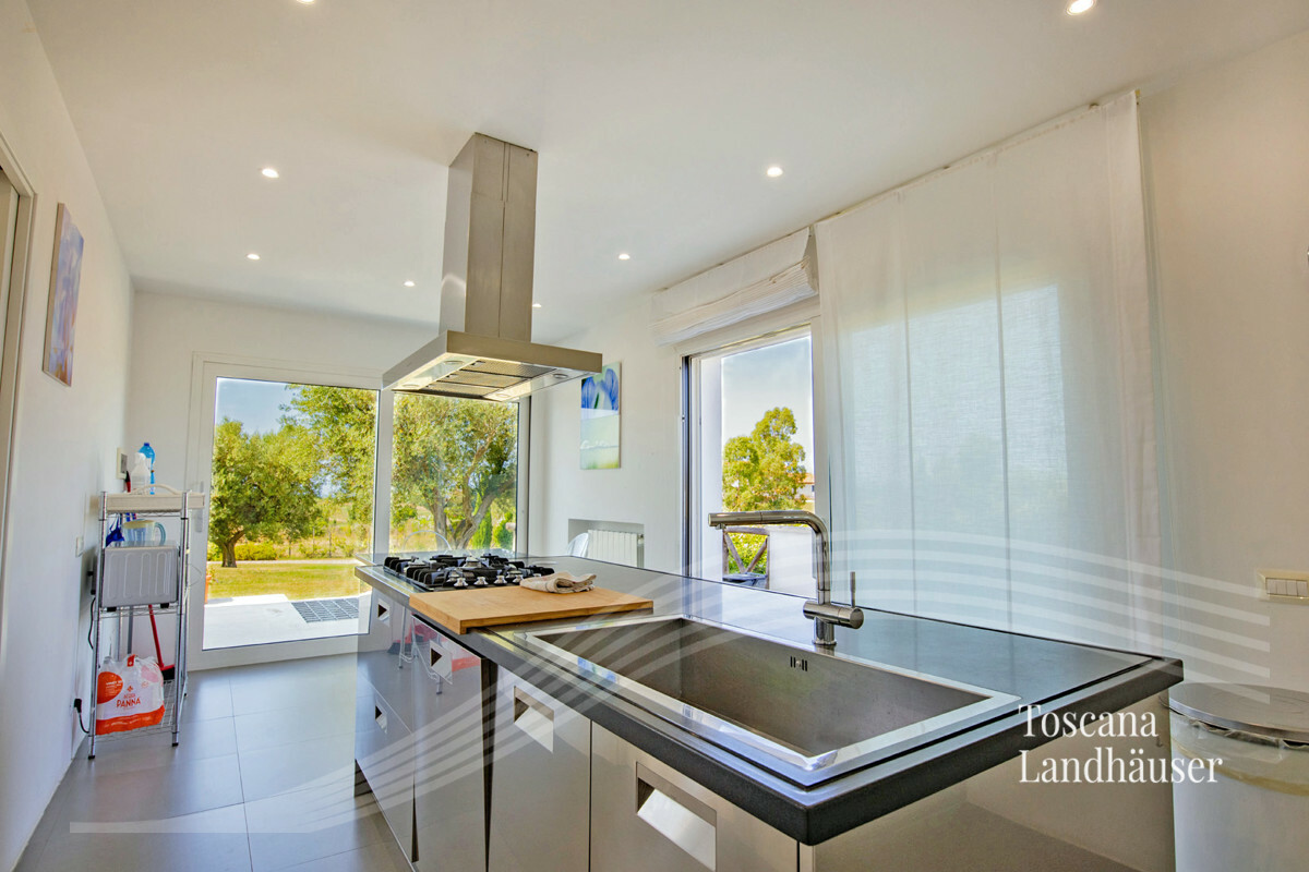 Thumbnail von Luxusvilla nur wenige Kilometer vom Meer entfernt