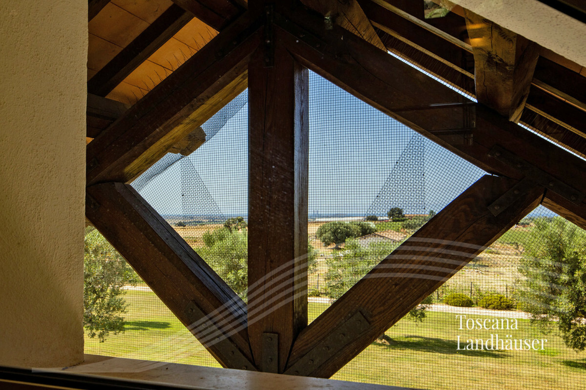 Thumbnail von Luxusvilla nur wenige Kilometer vom Meer entfernt