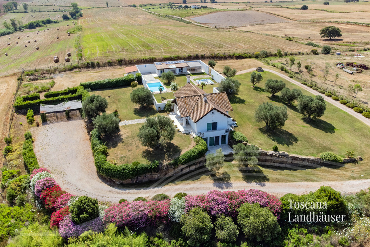 Thumbnail von Luxusvilla nur wenige Kilometer vom Meer entfernt