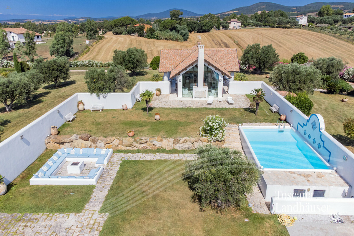 Thumbnail von Luxusvilla nur wenige Kilometer vom Meer entfernt