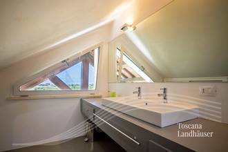 Thumbnail von Luxusvilla nur wenige Kilometer vom Meer entfernt