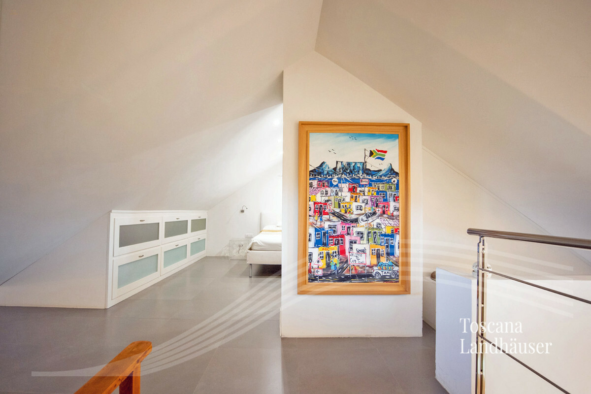 Thumbnail von Luxusvilla nur wenige Kilometer vom Meer entfernt