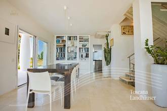 Thumbnail von Luxusvilla nur wenige Kilometer vom Meer entfernt