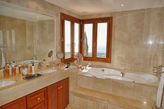 Thumbnail von villa for sale in - Marbella