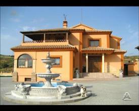 Thumbnail von villa for sale in - Estepona