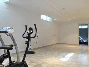 Thumbnail von villa for sale in - Nueva Andalucia