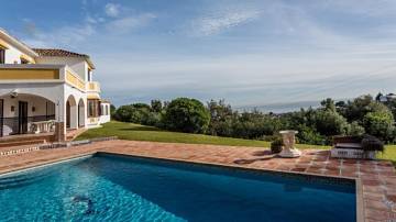 Thumbnail von villa for sale in - Estepona