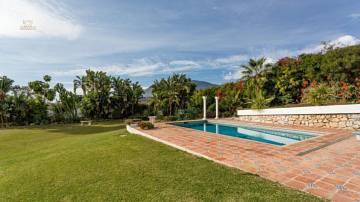 Thumbnail von villa for sale in - Estepona