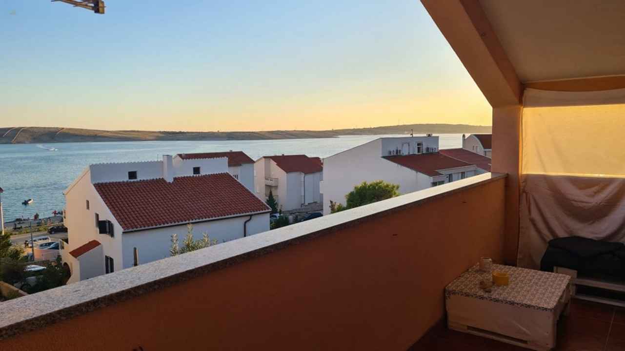 Appartement mit schönem Meerblick, Region Novalja