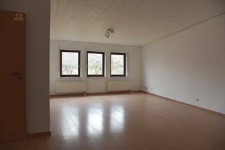 Thumbnail von Konvolut: 2 große Wohnungen zur Eigennutzung/Vermietung in ruhiger Wohnlage.