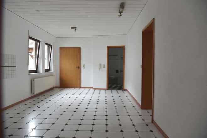 Altstadthaus (Teil einer Hofanlage) mit 2 Wohneinheiten. 