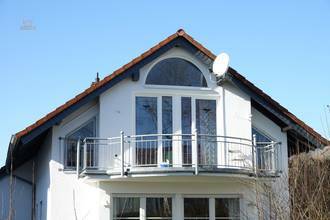 Thumbnail von Gut ausgestattete 3-ZKBB-Wohnung im 1. OG – Garage & Stellplatz inklusive.