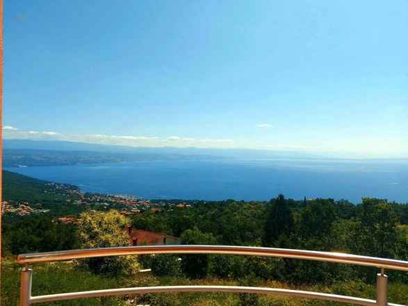 Appartement mit Panorama-Meerblick und Swimmingpool (Nutzung)