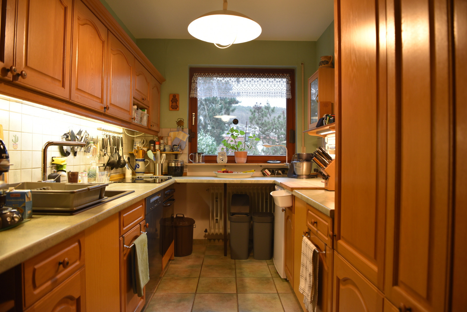 Thumbnail von Gartenwohnung mit Haus-Gefühl! Großzügige, komfortable 2-3ZKB mit gr. Garten. Ideal für Hundehalter!