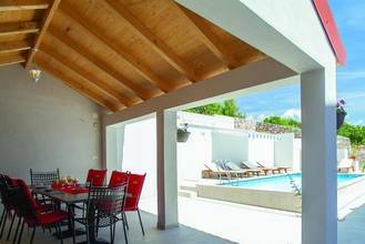 Thumbnail von Haus mit drei Appartements und Pool an der Südküste der Insel Korcula