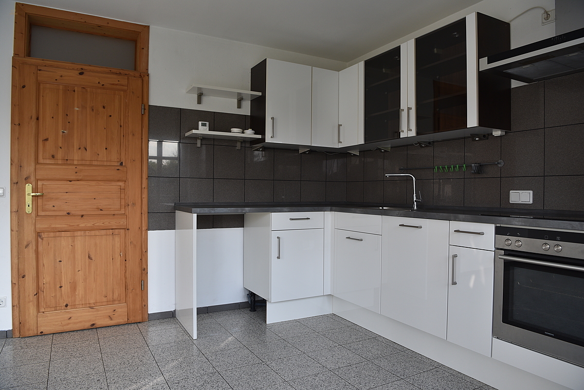 Thumbnail von 1 Haus frei mit Büro-Option, 1 Haus gut vermietet – zentral und trotzdem ruhig gelegen! 15444