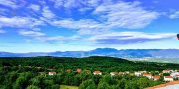 Thumbnail von Geräumige Villa mit Pool in ruhiger Lage in der Region Rijeka
