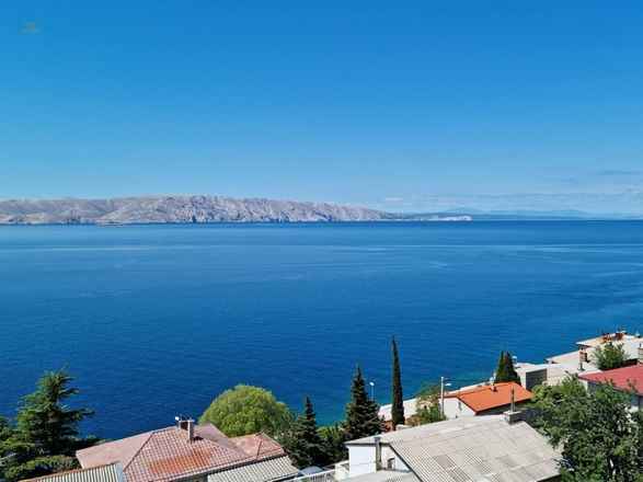 Wohnung mit Balkon und traumhaftem Meerblick