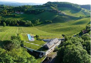 Thumbnail von Luxuriöser Zweitwohnsitz in der Südsteiermark - 2 Zimmer Residenz mit Infinty Pool