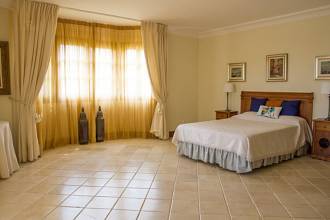 Thumbnail von villa for sale in - El Madroñal