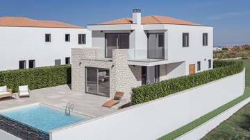 Thumbnail von Mediterrane Neubau-Villa mit Swimmingpool und Meerblick