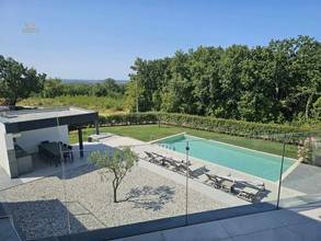 Thumbnail von Moderne Luxusvilla mit Swimmingpool und Blick bis zum Meer