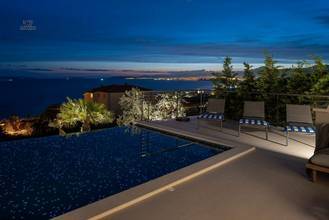 Thumbnail von Moderne Luxusvilla mit schönem Panorama-Meerblick, Region Split