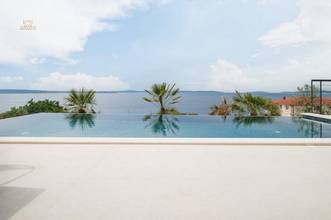 Thumbnail von Moderne Luxusvilla mit schönem Panorama-Meerblick, Region Split