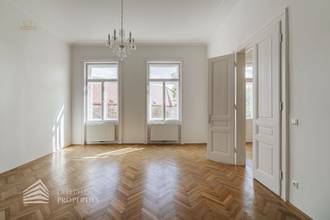 Thumbnail von Grand Park Residence: Herrschaftlicher 6-Zimmer Altbau mit Weit- und Grünblick