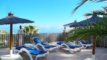Thumbnail von villa for sale in - Benalmadena Pueblo